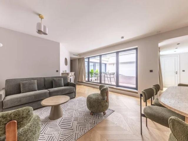 Location Appartement Rue de Caumartin, Paris