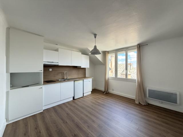 Location Appartement Rue de Camonil, Rodez