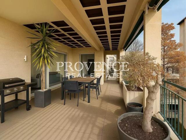 Location Appartement Rue de Cassis, Marseille