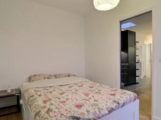 Location Appartement Rue de Chantilly, Paris