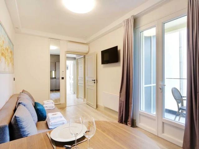 Location Appartement Rue de Charonne, Paris