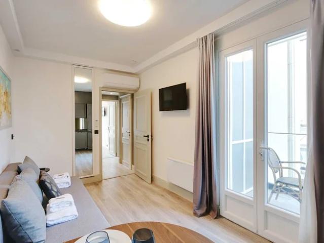 Location Appartement Rue de Charonne, Paris