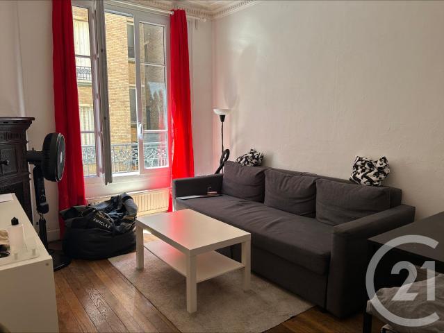 Location Appartement Rue de Charenton, Paris