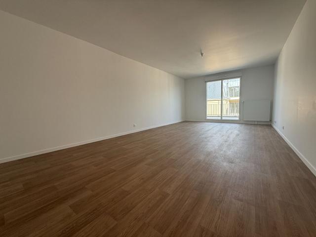 Location Appartement Rue de Chartres, Dourdan