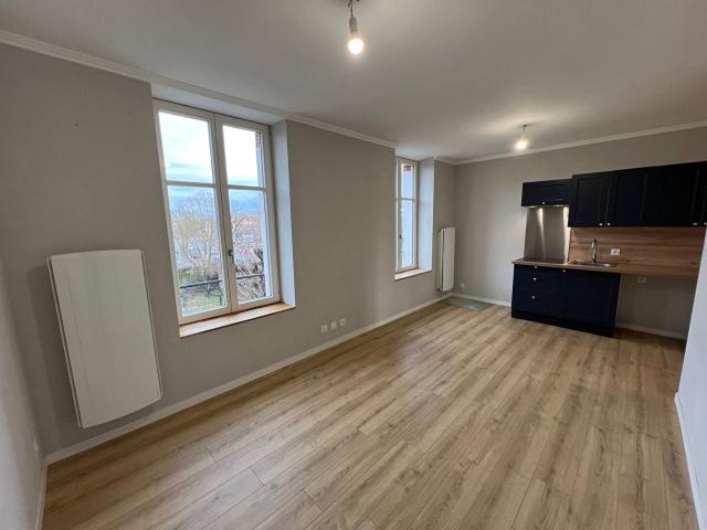 Location Appartement Rue de Château Salins, Nancy