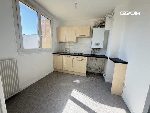 Location Appartement Rue de Châteaudun, Clermont Ferrand