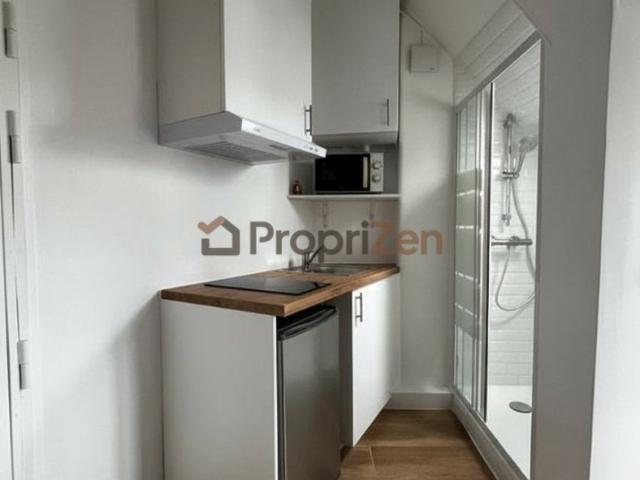 Location Appartement Rue de Châteaudun, Paris