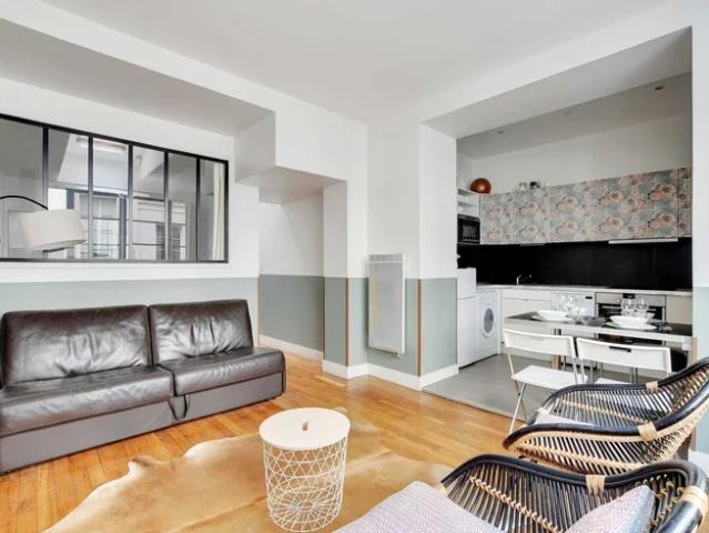 Location Appartement Rue de Cléry, Paris