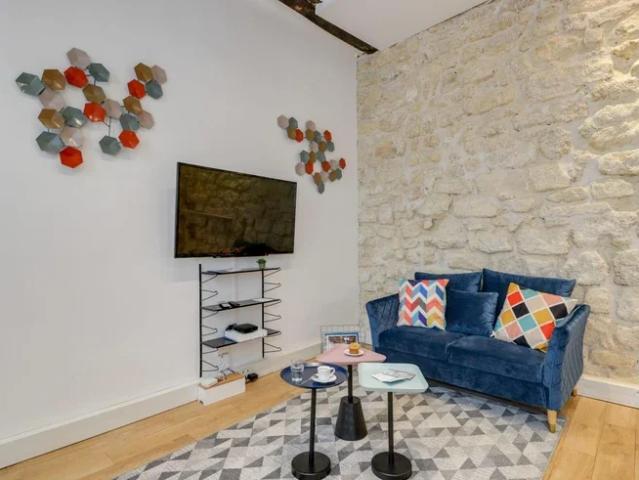 Location Appartement Rue de Cléry, Paris