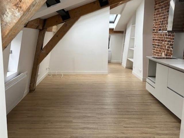 Location Appartement Rue de Clichy, Paris