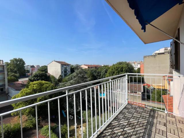 Location Appartement Rue de Cugnaux, Toulouse