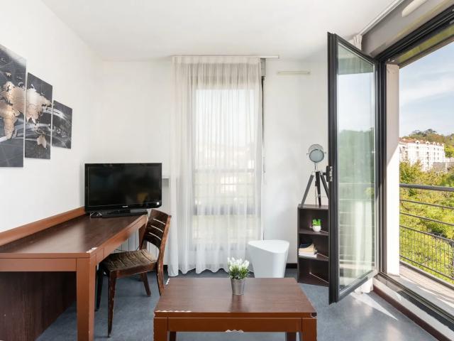 Location Appartement Rue de Bourgogne, Lyon