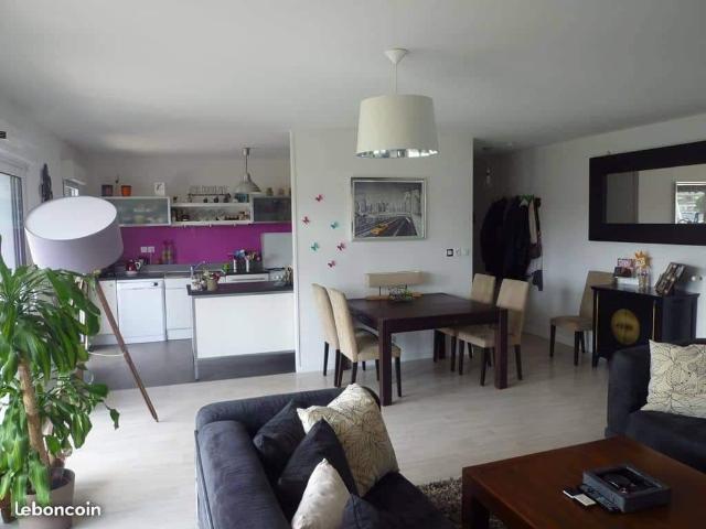 Location Appartement Rue de Bourgogne, Rennes
