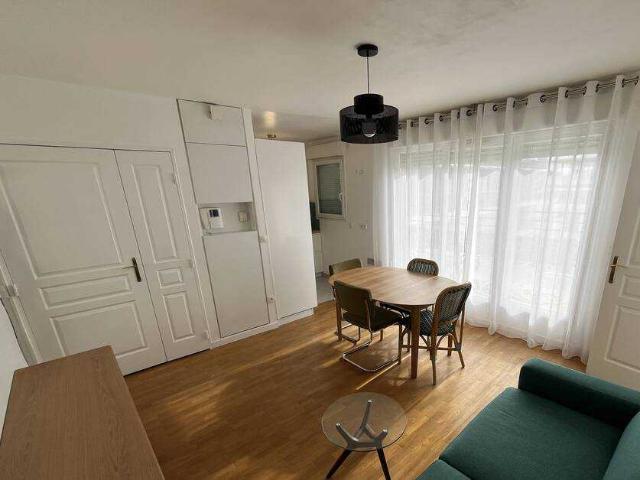 Location Appartement Rue de Bois Colombes, Bois Colombes