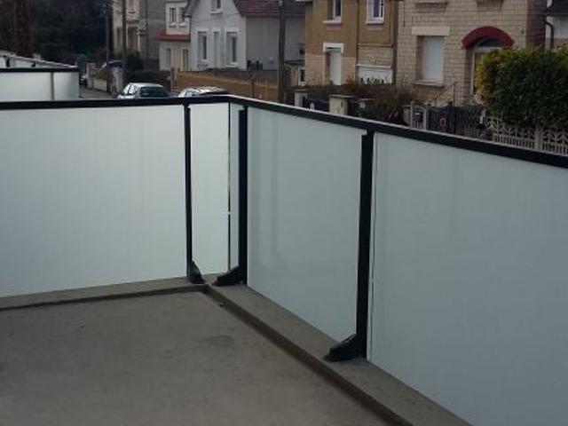 Location Appartement Place Gardin, Caen