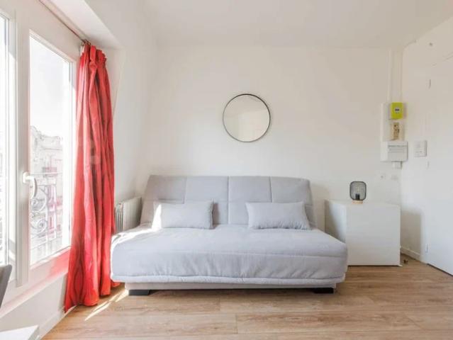 Location Appartement Rue de Bagnolet, Paris