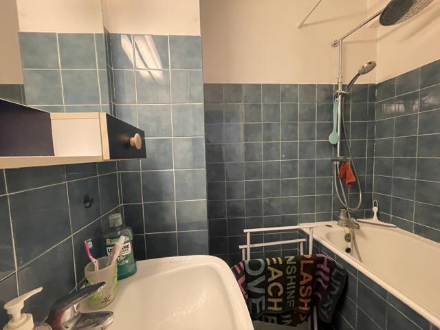 Location Appartement Rue de Bezannes, Reims