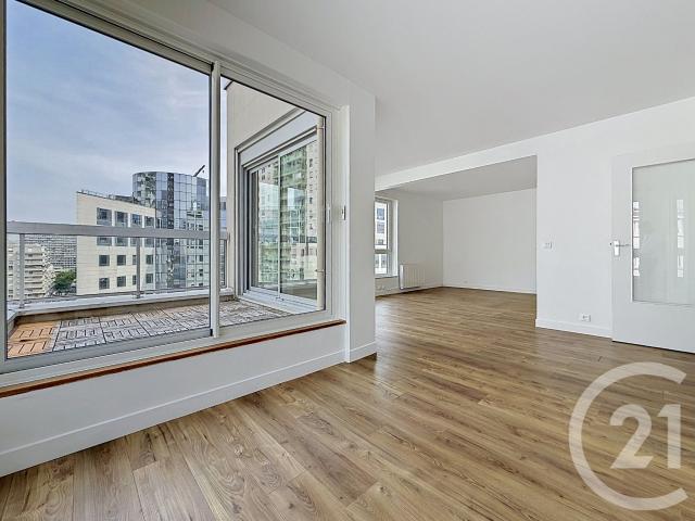 Location Appartement Rue de Bezons, Courbevoie