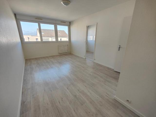 Location Appartement Rue de Beaumont, Tours