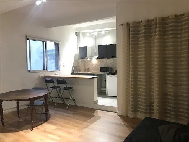 Location Appartement Rue de Bédarrides, Aix en Provence