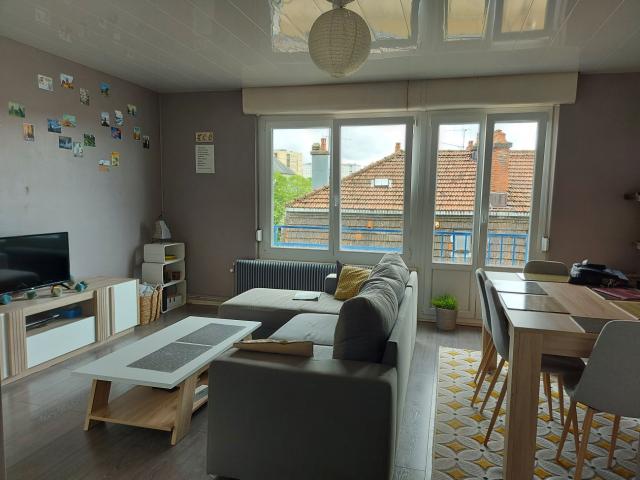 Location Appartement Rue de Bellevue, Épinal