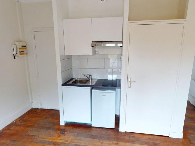 Location Appartement Rue de Bellebat, Orléans