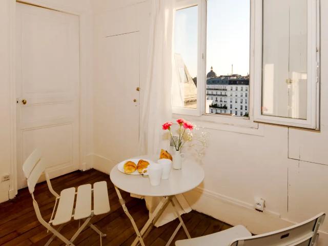 Location Appartement Rue de Berne, Paris