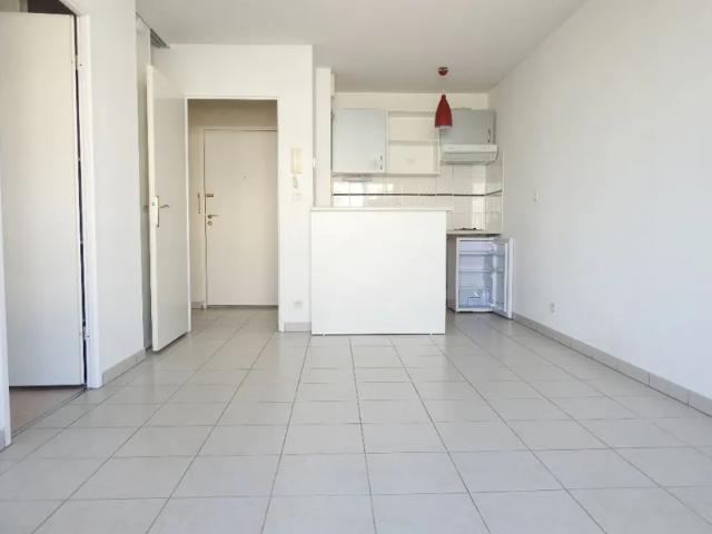 Location Appartement Rue de Bignoux, Poitiers