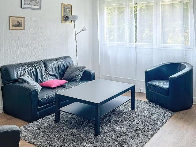 Location Appartement Rue de Brimontel, Reims