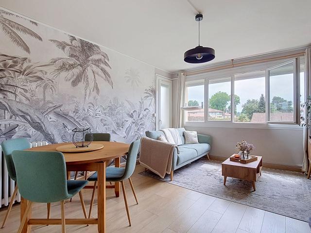 Location Appartement Rue de Galas, Billère