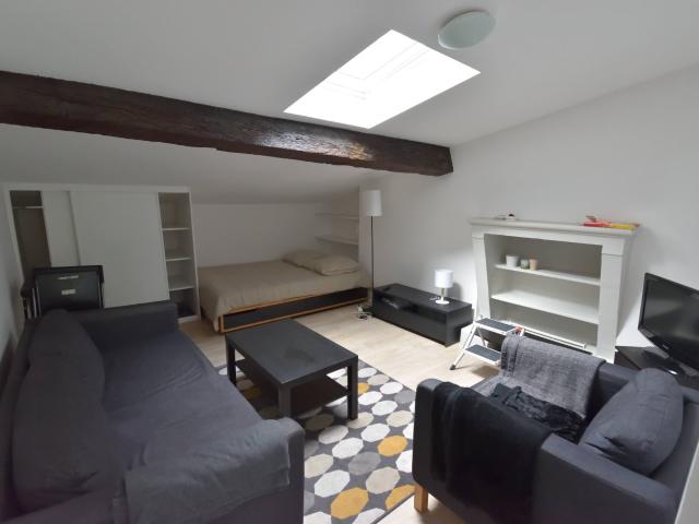 Location Appartement Rue de Guienne, Bordeaux