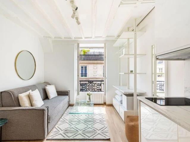 Location Appartement Rue de Douai, Paris