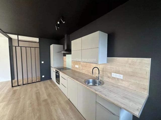 Location Appartement Rue de Dampierre sur le Doubs, Étouvans