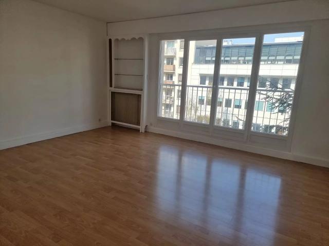 Location Appartement Rue de Dantzig, Paris