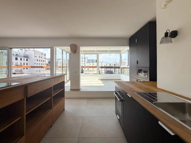 Location Appartement Rue de Dantzig, Paris
