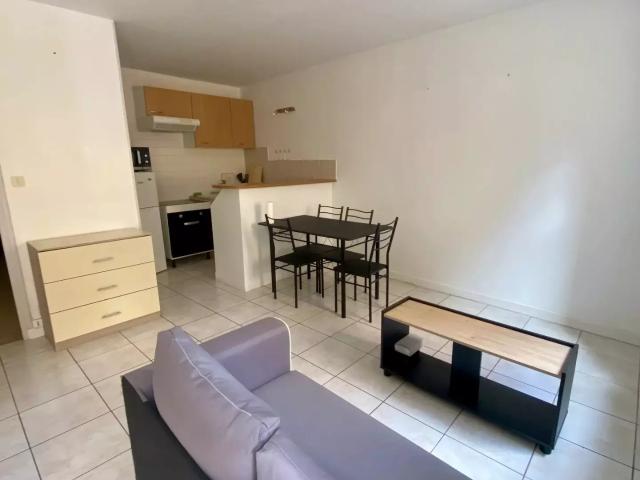 Location Appartement Rue de Dijon, Montceau les Mines