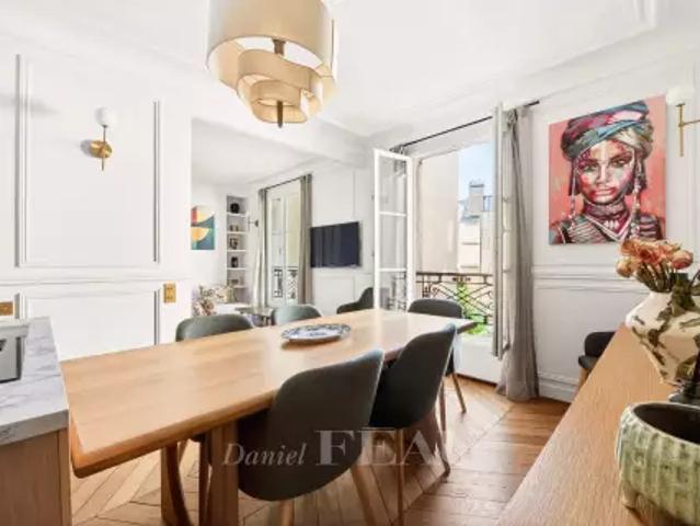 Location Appartement Rue de Fleurus, Paris