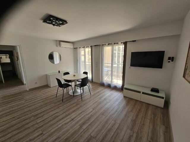 Location Appartement Rue de France, Nice