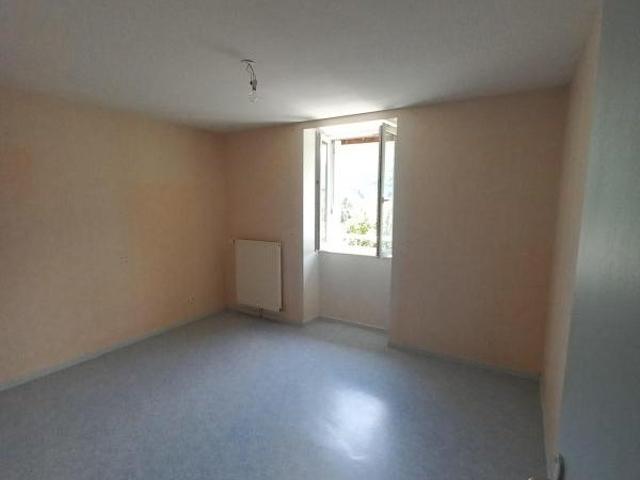 Location Appartement Rue de l’École, La Salette Fallavaux