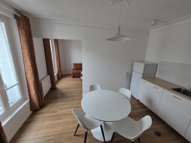 Location Appartement Rue de l'Ouest, Paris
