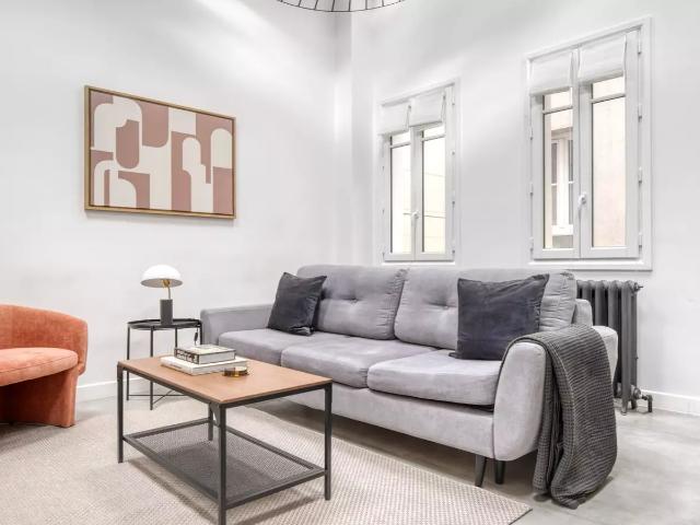 Location Appartement Rue de Logelbach, Paris