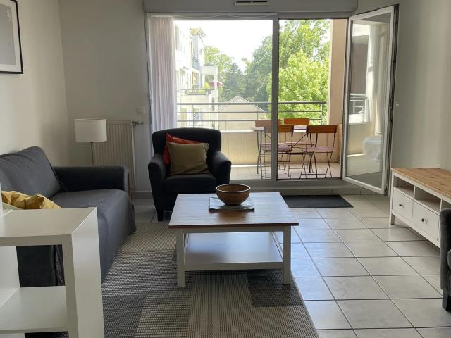 Location Appartement Rue de Longchamp, Villeurbanne