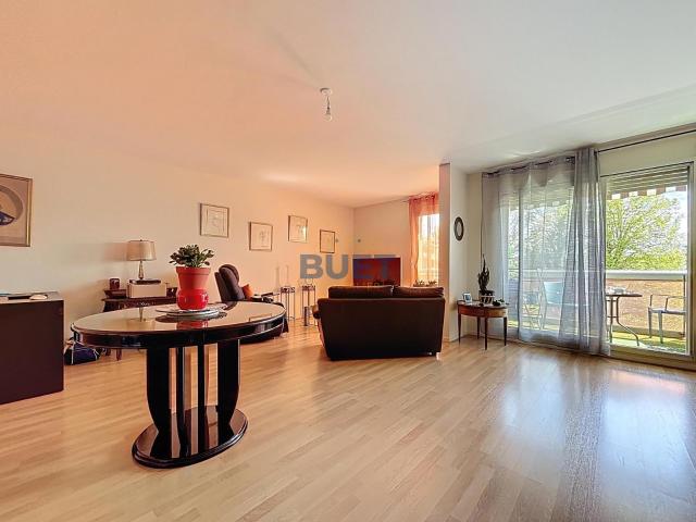 Location Appartement Rue de Longvic, Dijon