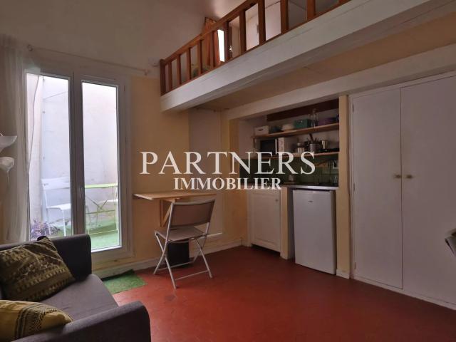 Location Appartement Rue de la Couronne, Aix en Provence