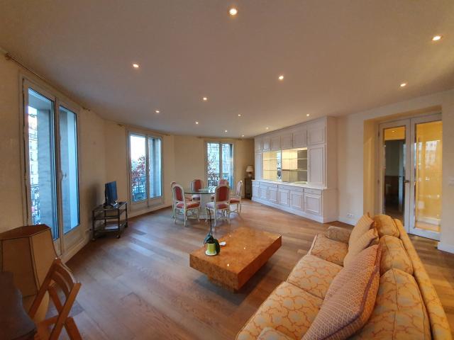 Location Appartement Rue de la Coutellerie, Paris