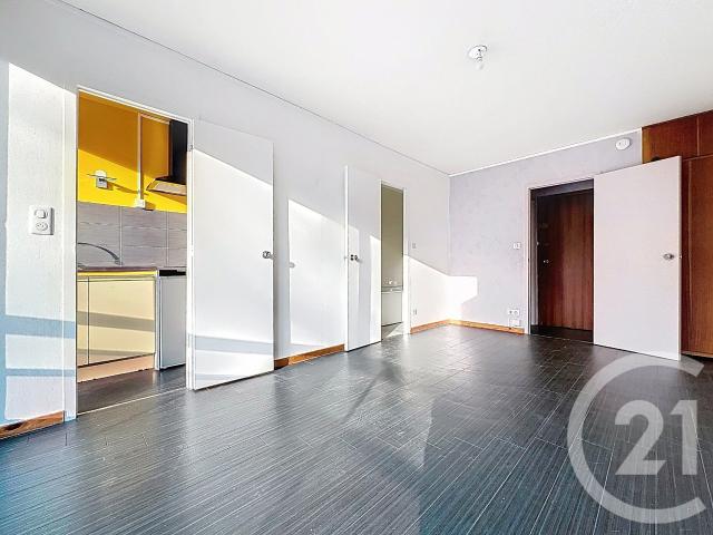 Location Appartement Rue de la Colline, Nancy