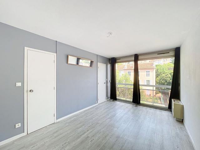 Location Appartement Rue de la Colline, Nancy