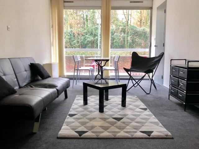 Location Appartement Rue de la Colline, Nancy