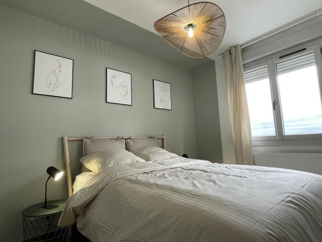 Location Appartement Rue de la Commune de Paris, Oullins Pierre Bénite