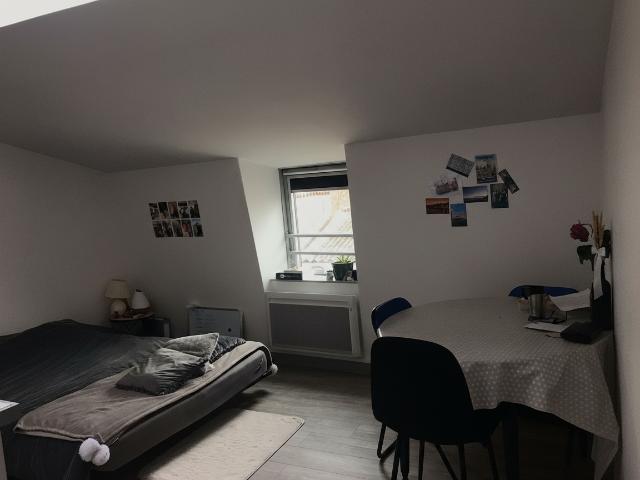 Location Appartement Rue de la Cathédrale, Poitiers